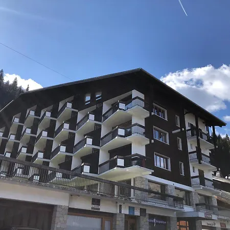 3* A 5 Min Du Centre De Morzine, Balcon, 2 Chambres, Parking, Service Inclus - Fr-1-754-36 莫尔济讷
